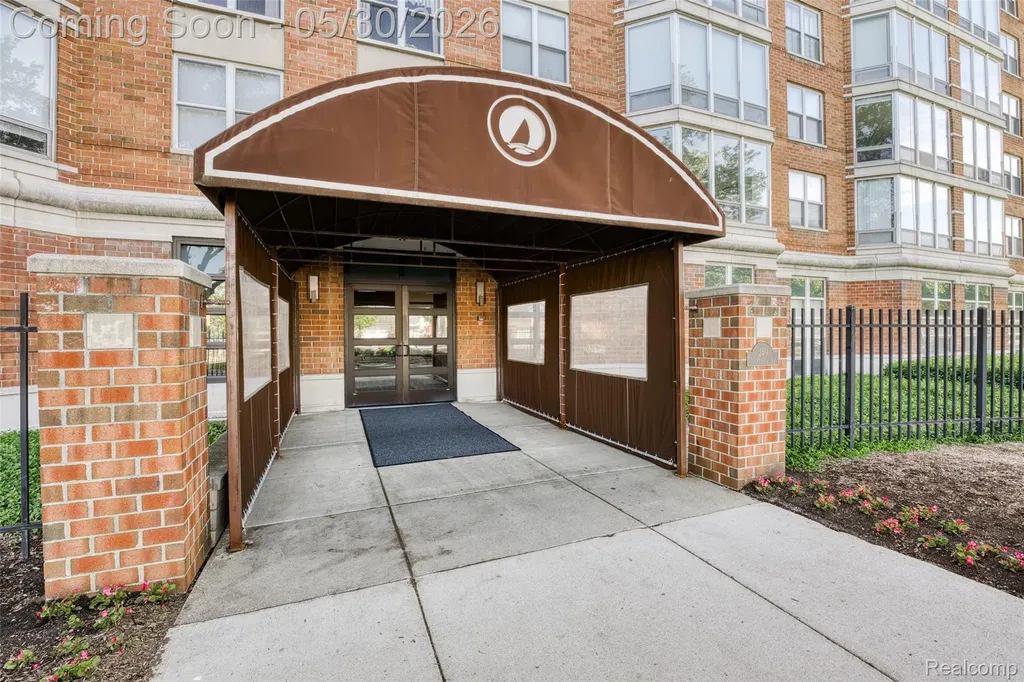 250 E Harbortown Drive Detroit City MI 48207