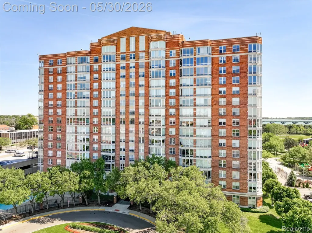 250 E Harbortown Drive Detroit City MI 48207