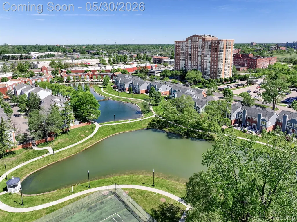 250 E Harbortown Drive Detroit City MI 48207