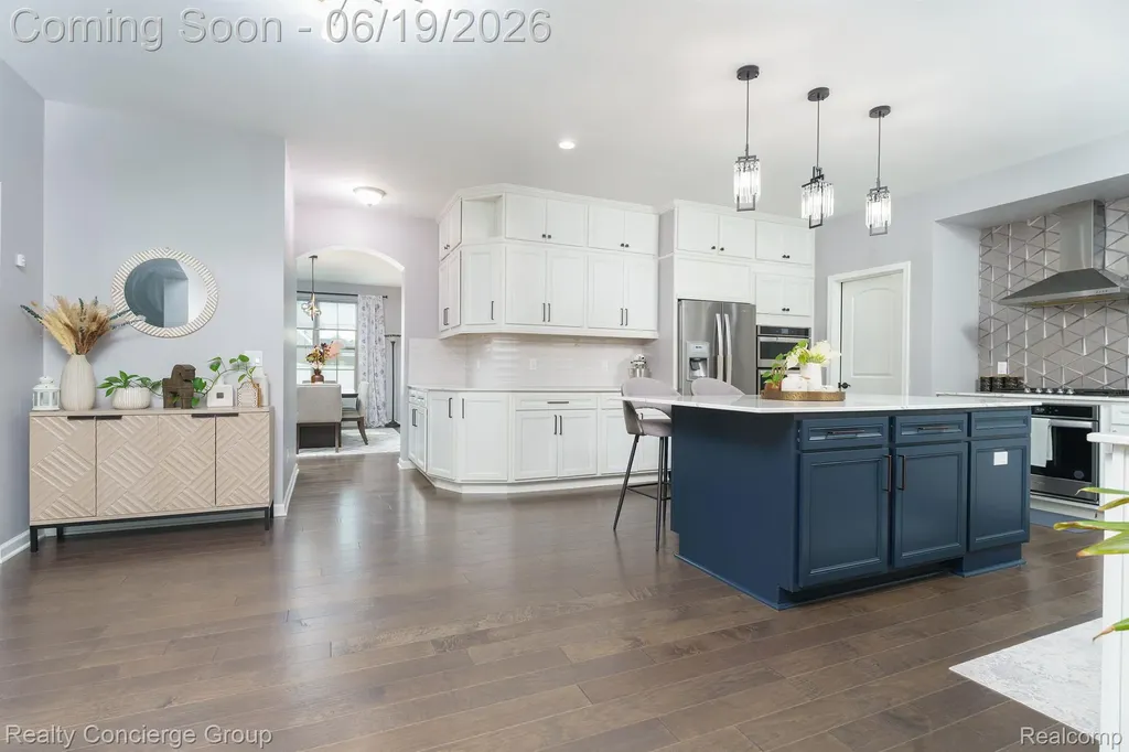 2165 Memorial Lane Rochester Hills City MI 48307