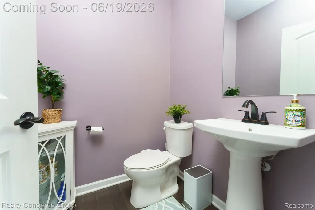 2165 Memorial Lane Rochester Hills City MI 48307
