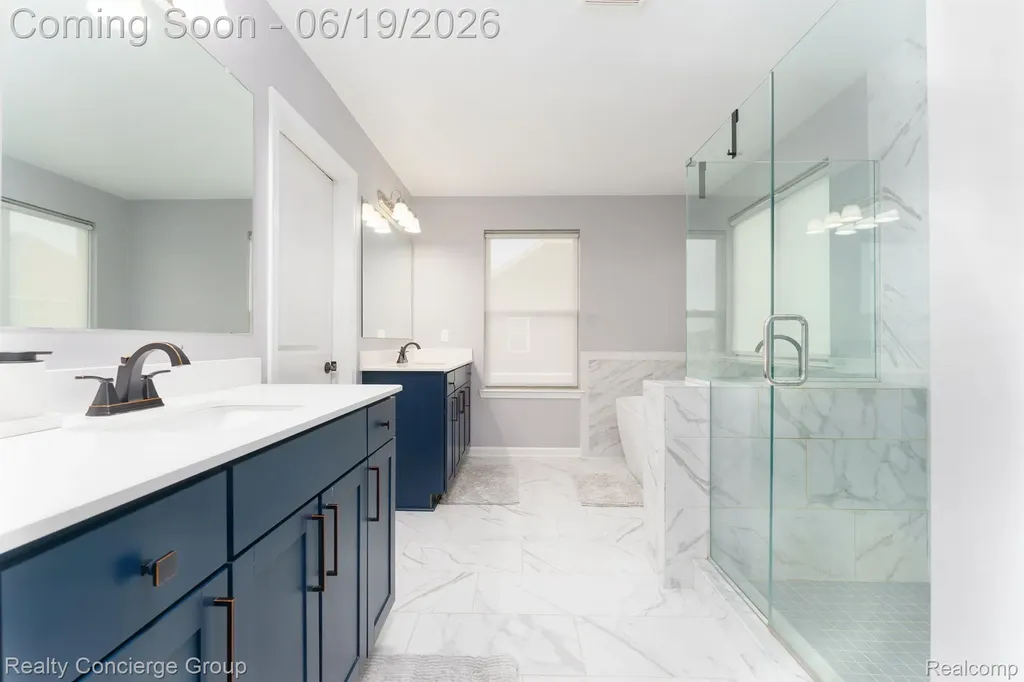 2165 Memorial Lane Rochester Hills City MI 48307