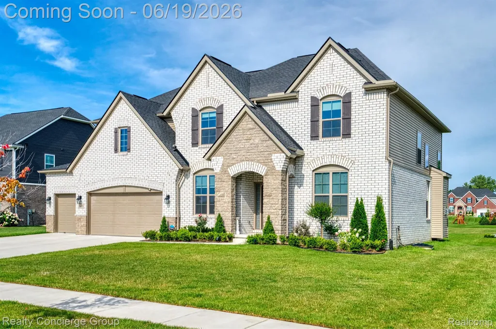 2165 Memorial Lane Rochester Hills City MI 48307