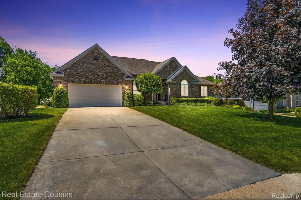 4344 Oak Tree Court Fenton Charter Township MI 48430