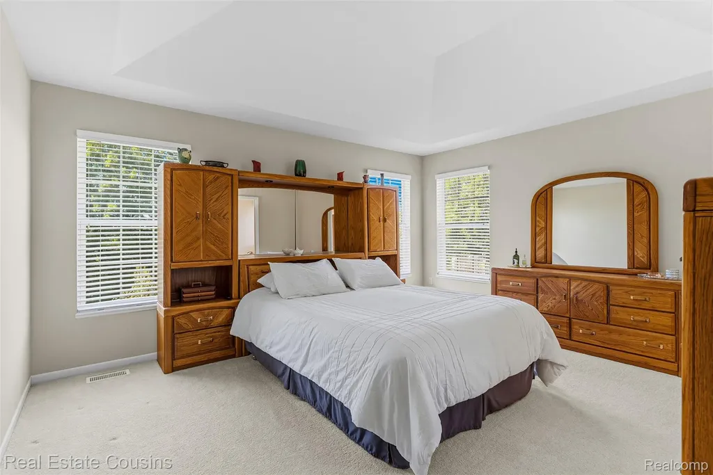4344 Oak Tree Court Fenton Charter Township MI 48430