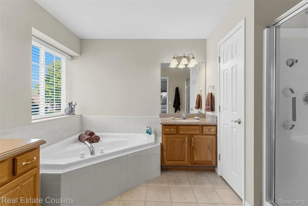 4344 Oak Tree Court Fenton Charter Township MI 48430
