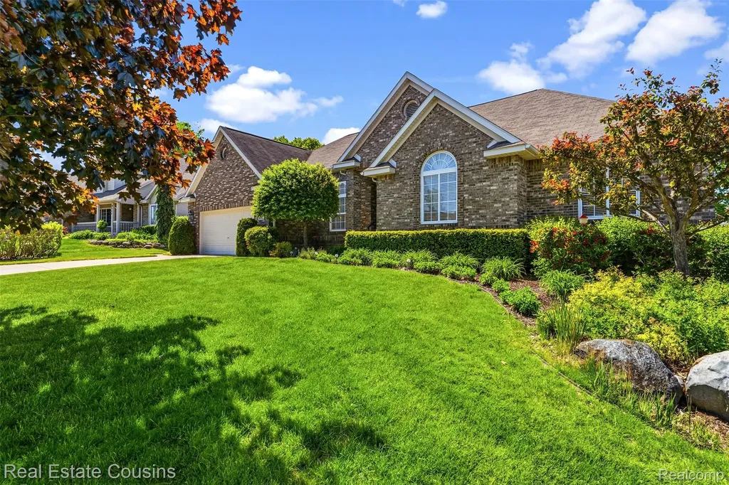 4344 Oak Tree Court Fenton Charter Township MI 48430