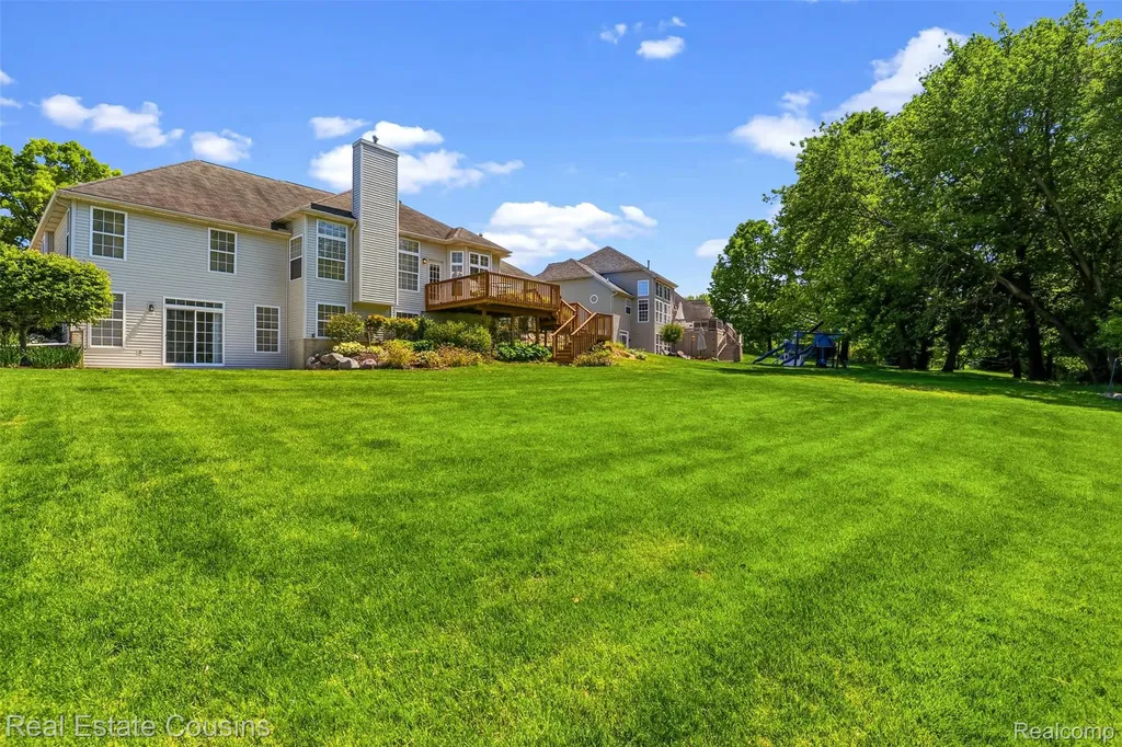 4344 Oak Tree Court Fenton Charter Township MI 48430