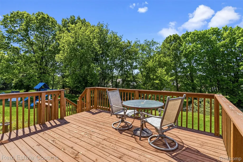 4344 Oak Tree Court Fenton Charter Township MI 48430