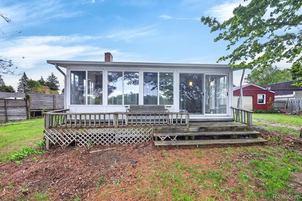 4047 Mitchell Drive Genesee Charter Township MI 48506
