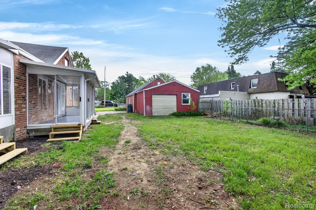 4047 Mitchell Drive Genesee Charter Township MI 48506