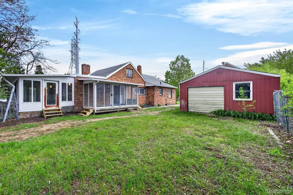 4047 Mitchell Drive Genesee Charter Township MI 48506