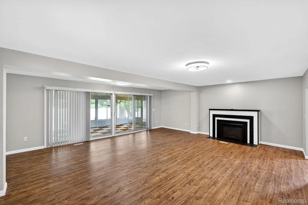 4047 Mitchell Drive Genesee Charter Township MI 48506