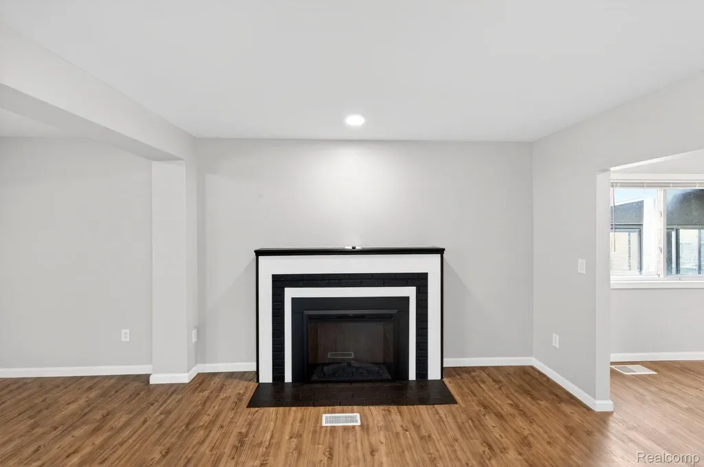 4047 Mitchell Drive Genesee Charter Township MI 48506