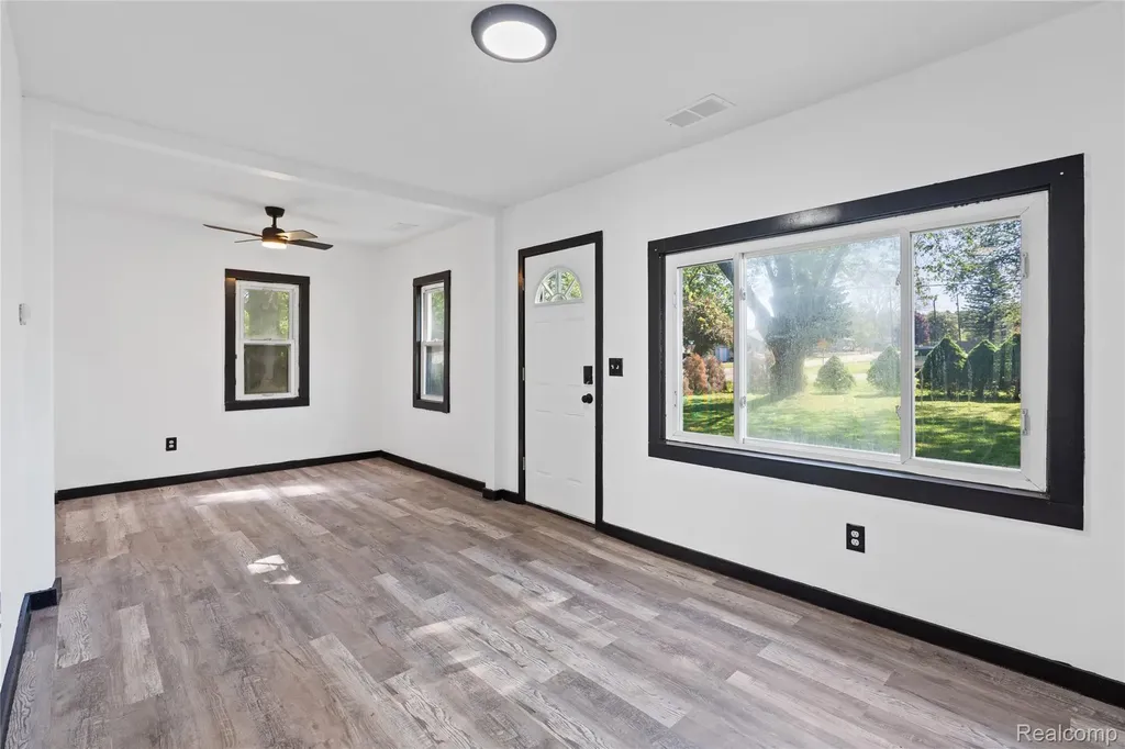 8053 Leadley Avenue Genesee Charter Township MI 48458