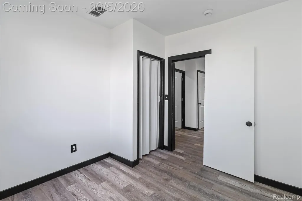 8053 Leadley Avenue Genesee Charter Township MI 48458