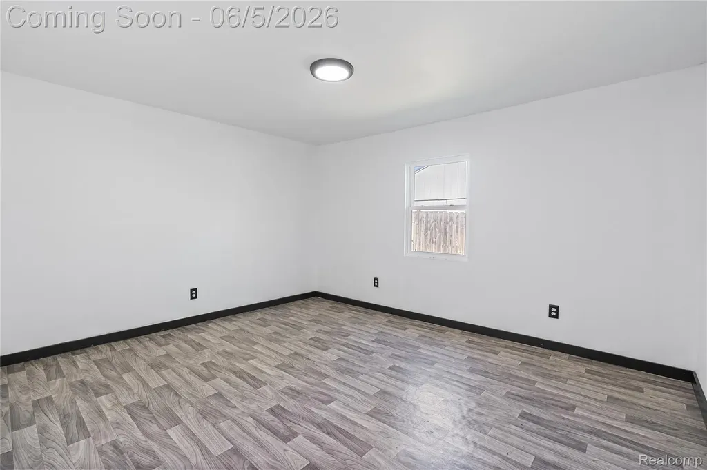 8053 Leadley Avenue Genesee Charter Township MI 48458