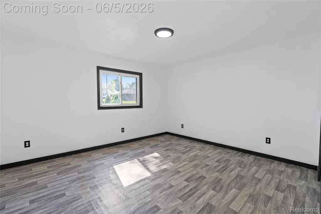 8053 Leadley Avenue Genesee Charter Township MI 48458