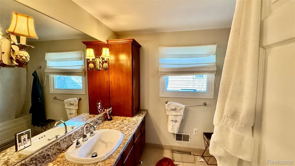 889 Rivard Boulevard Grosse Pointe City MI 48230