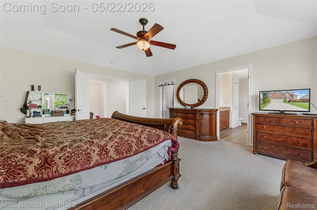 1171 Cambria Drive Troy City MI 48085