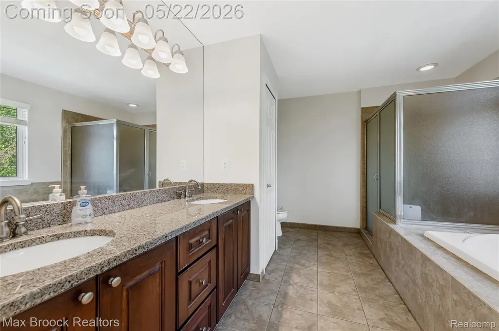 1171 Cambria Drive Troy City MI 48085