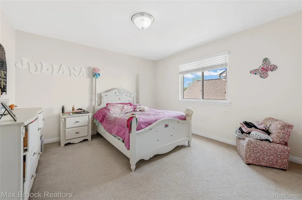 1171 Cambria Drive Troy City MI 48085