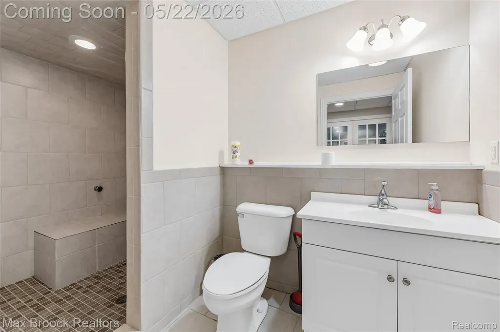 1171 Cambria Drive Troy City MI 48085