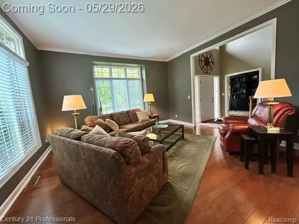 22177 Hazelton Court Novi City MI 48374