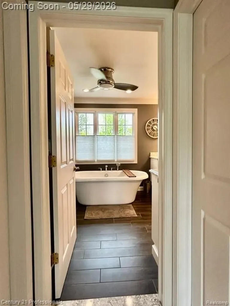 22177 Hazelton Court Novi City MI 48374