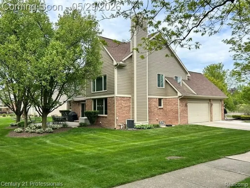 22177 Hazelton Court Novi City MI 48374