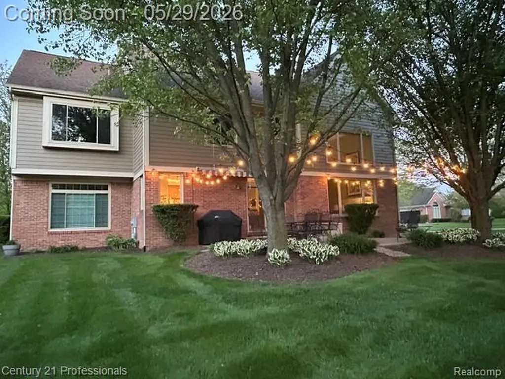 22177 Hazelton Court Novi City MI 48374