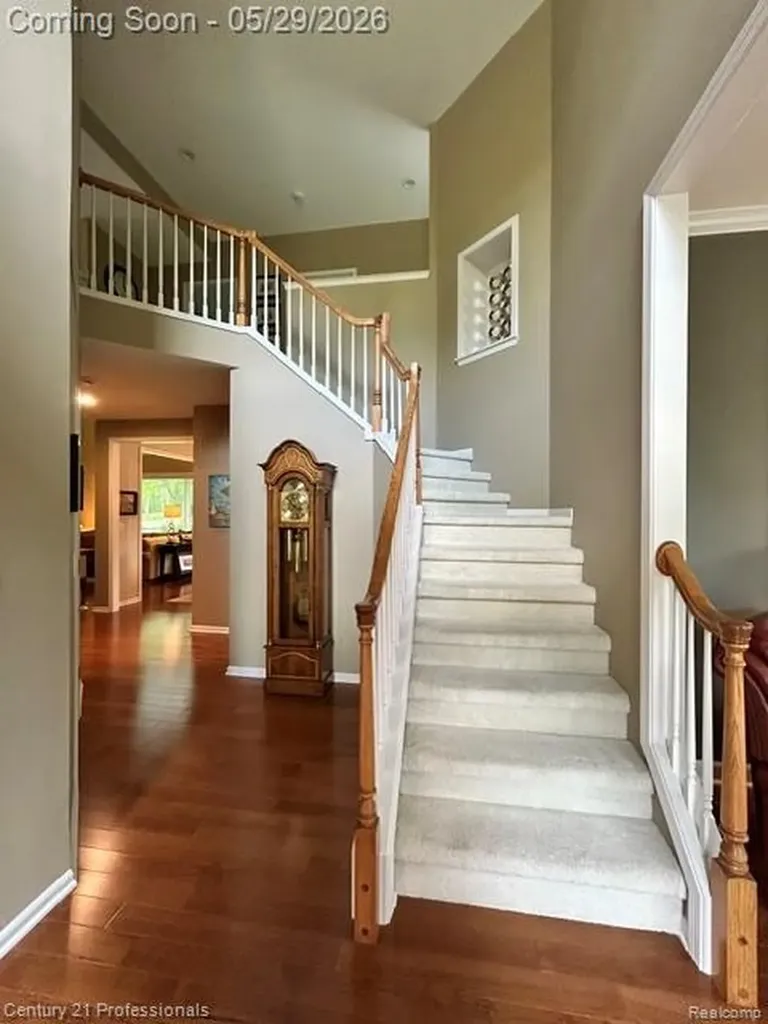 22177 Hazelton Court Novi City MI 48374