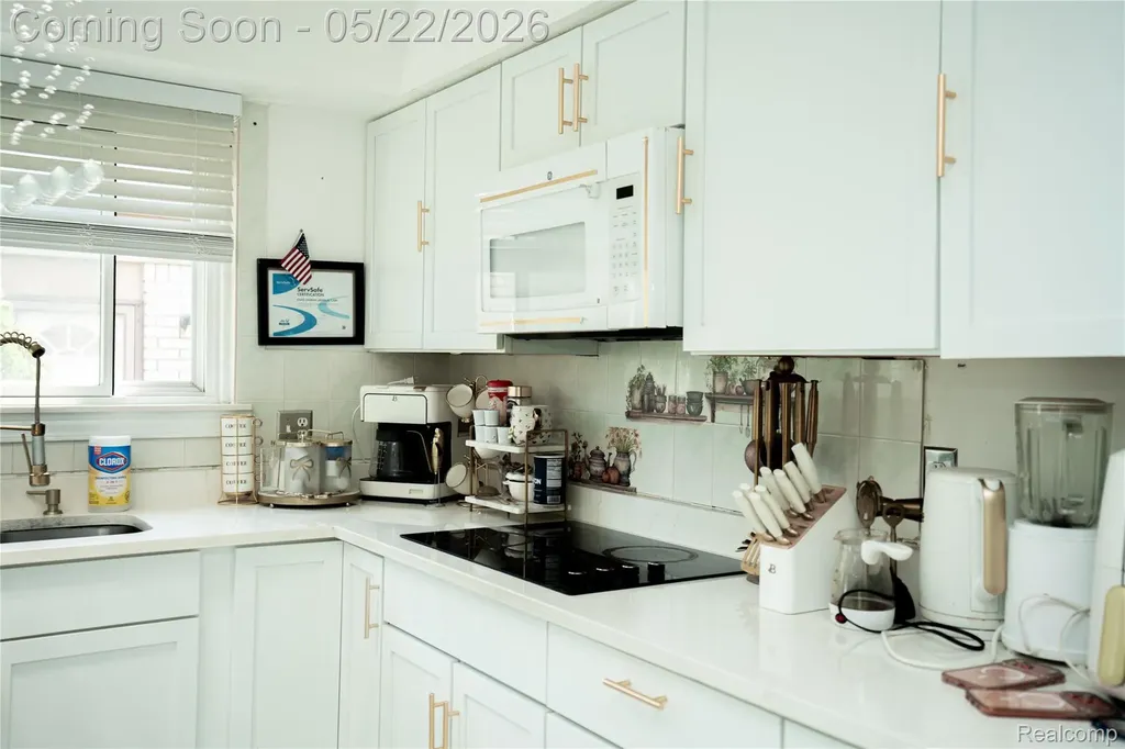 3131 Elmcrest Road Sterling Heights City MI 48310