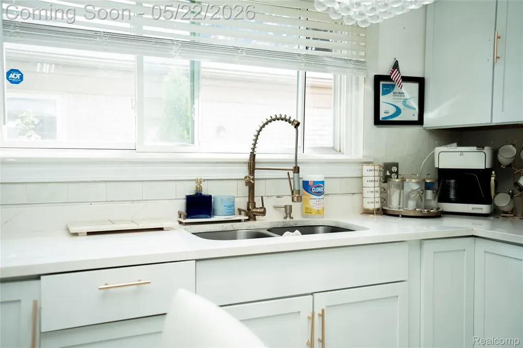 3131 Elmcrest Road Sterling Heights City MI 48310