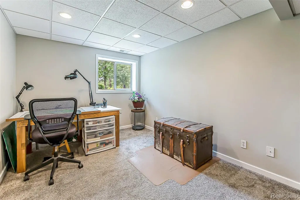 58721 Carriage Lane Lyon Charter Township MI 48178