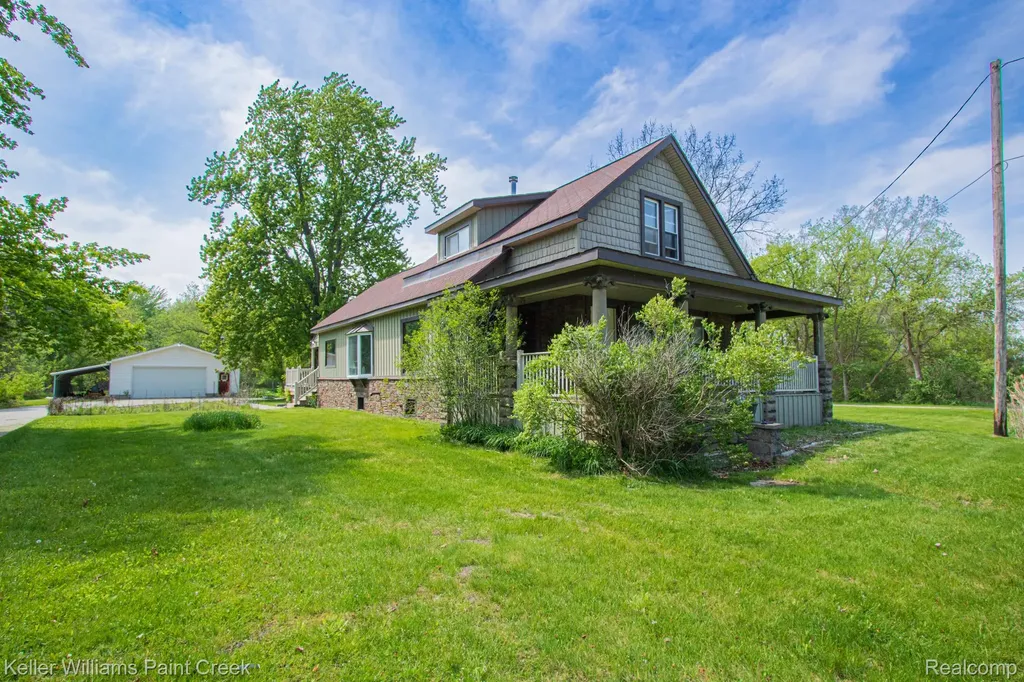 2165 Michigan Road Port Huron City MI 48060