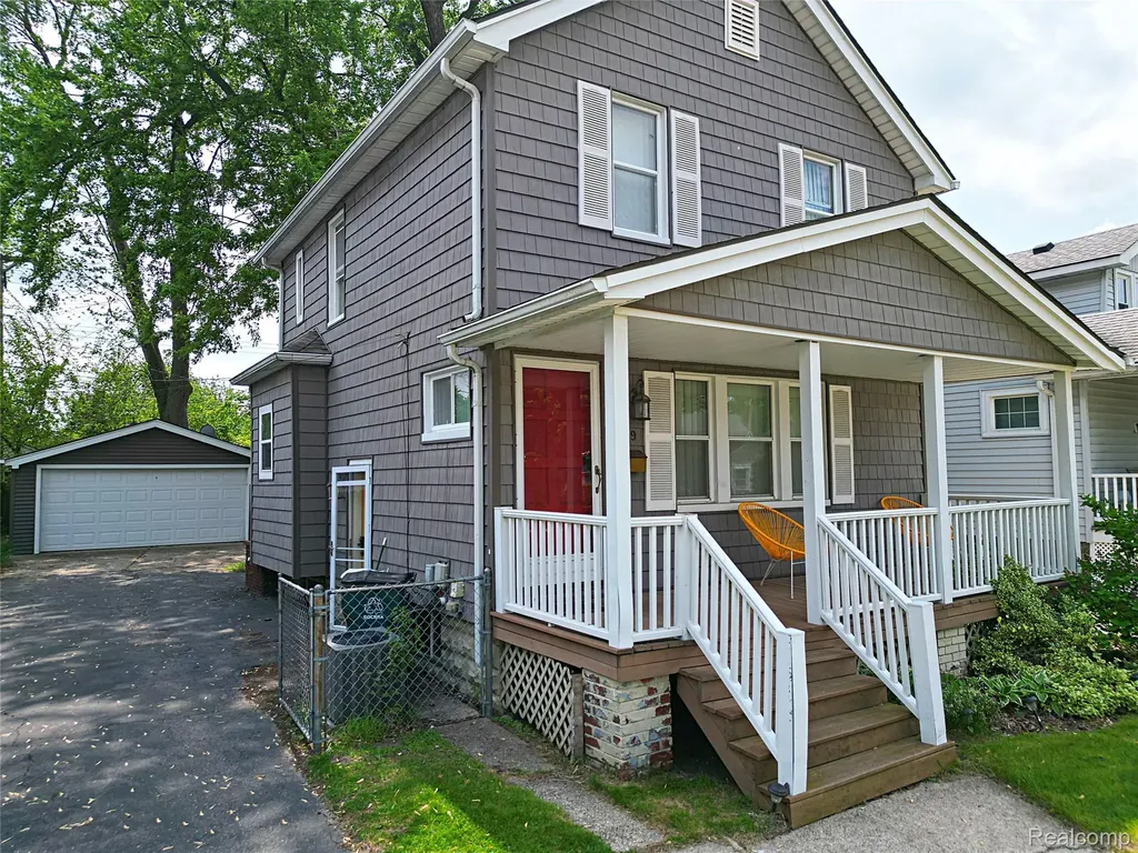 1149 Cambridge Road Berkley City MI 48072