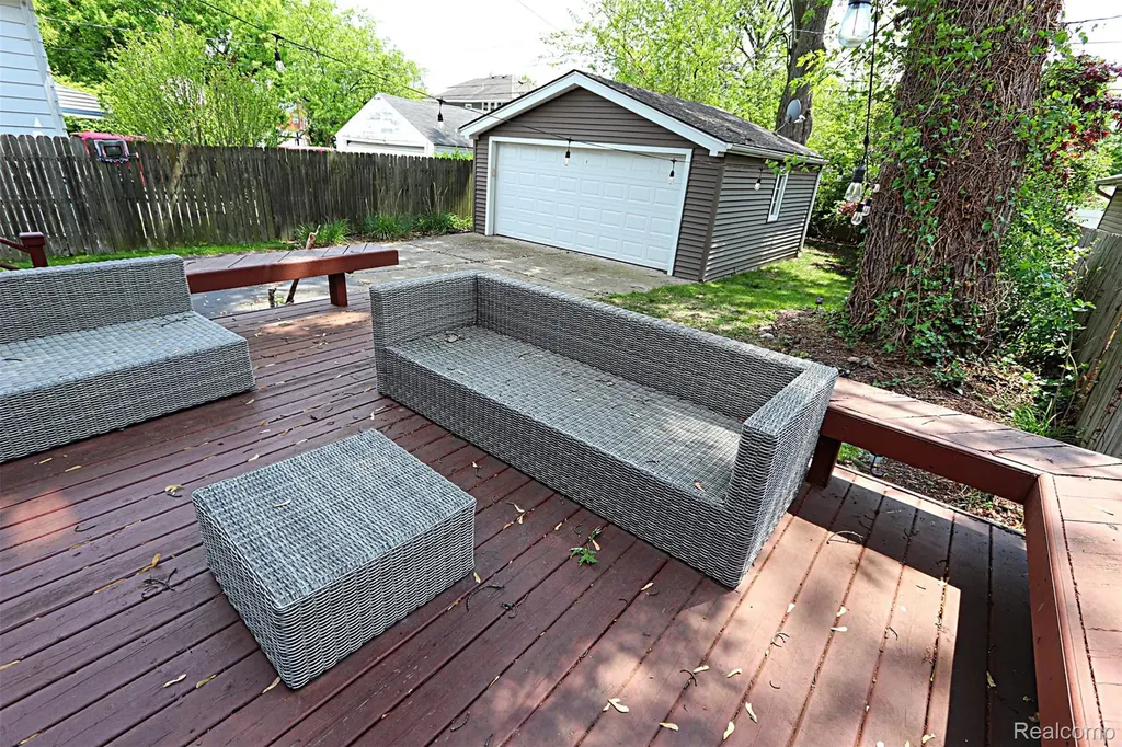 1149 Cambridge Road Berkley City MI 48072