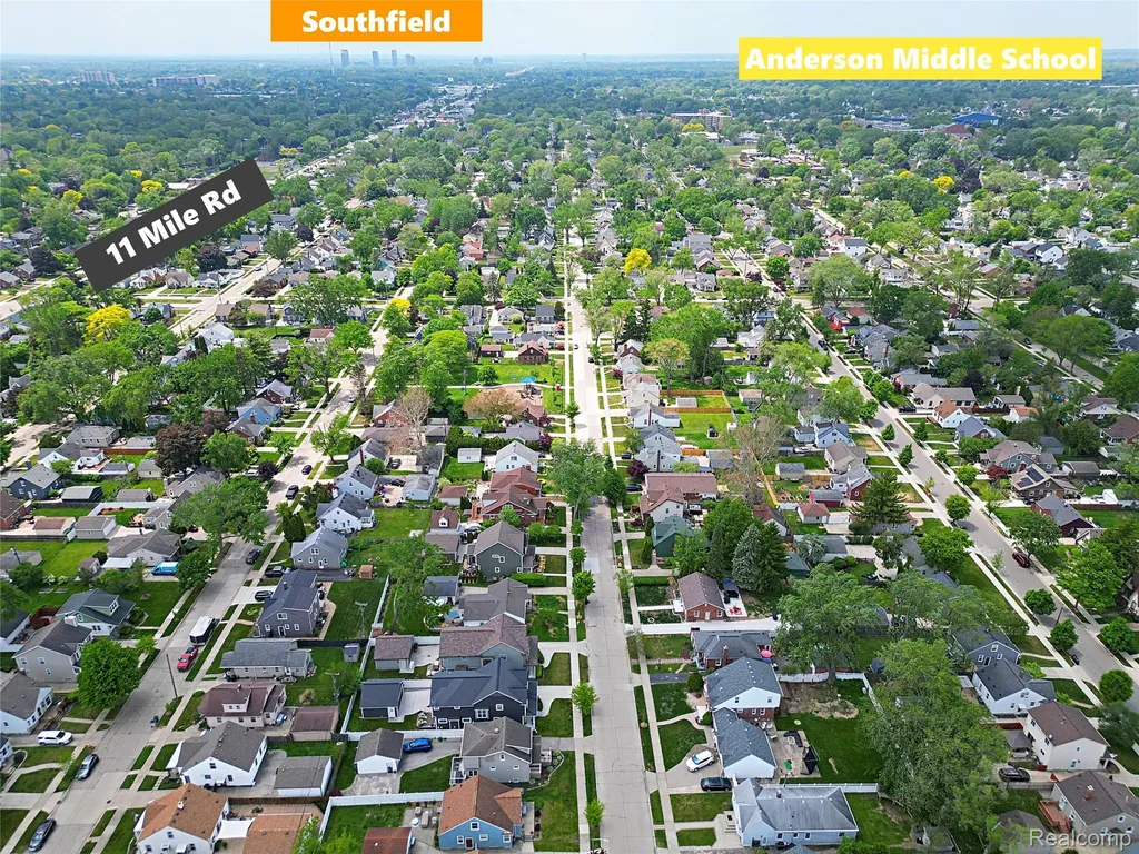 1149 Cambridge Road Berkley City MI 48072