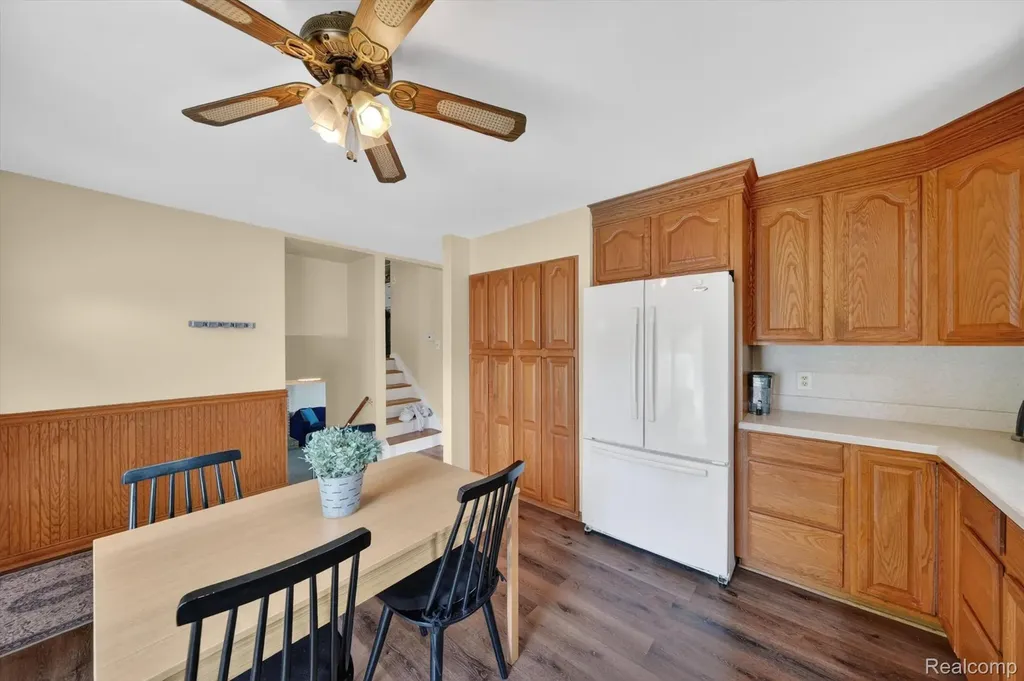 37168 Vincent Street Westland City MI 48186
