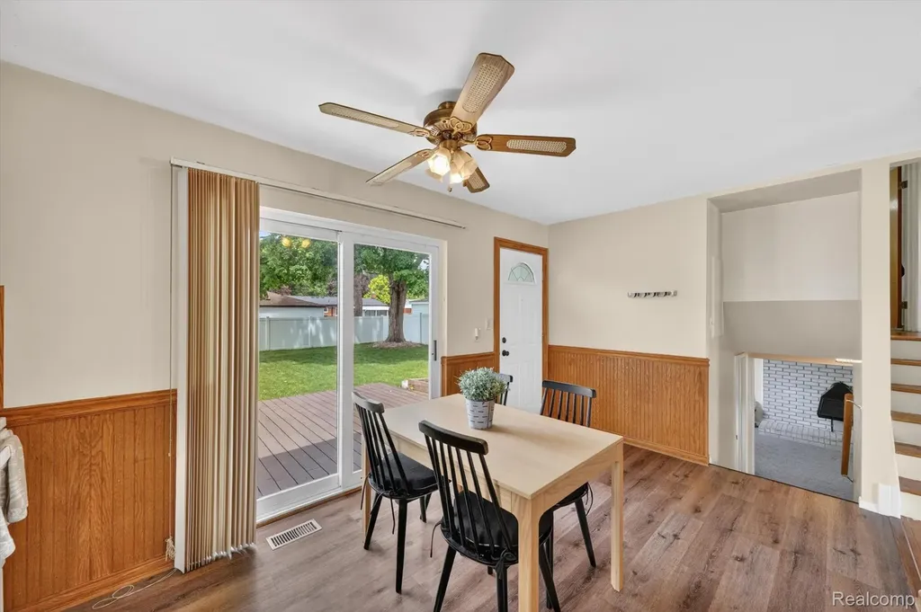 37168 Vincent Street Westland City MI 48186