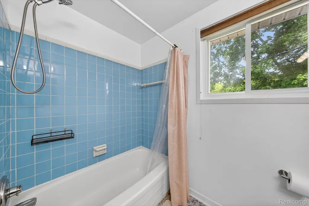 37168 Vincent Street Westland City MI 48186