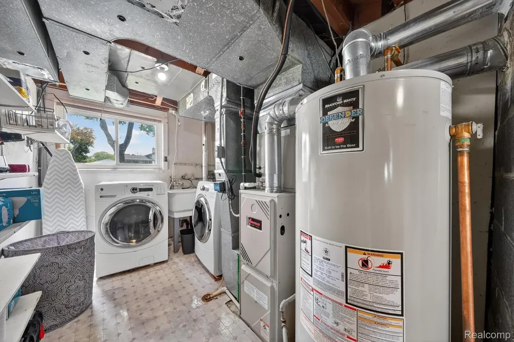 37168 Vincent Street Westland City MI 48186