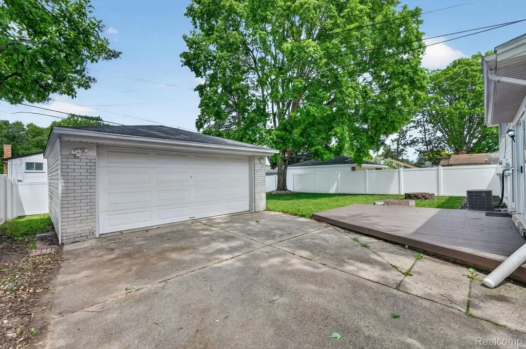37168 Vincent Street Westland City MI 48186