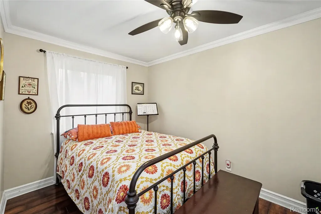 11995 Davisburg Road Springfield Charter Township MI 48350