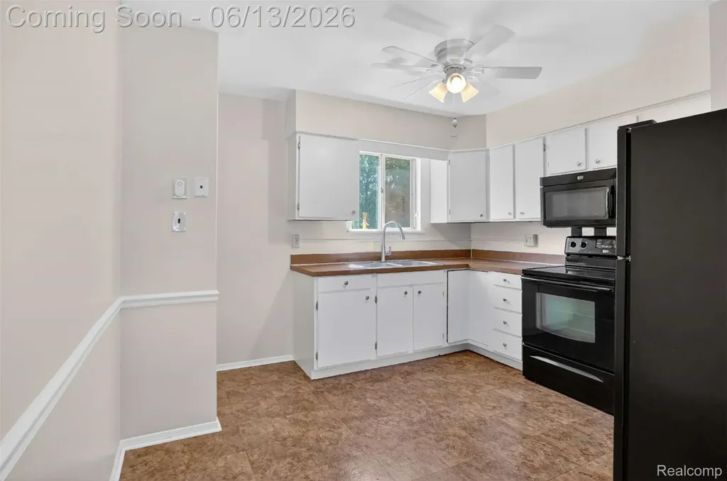 4141 Bristolwood Drive Flint Charter Township MI 48507