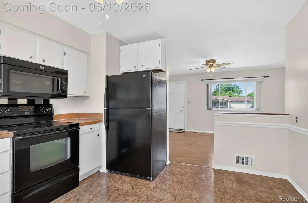 4141 Bristolwood Drive Flint Charter Township MI 48507