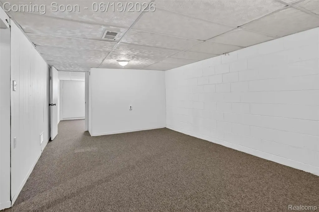 4141 Bristolwood Drive Flint Charter Township MI 48507