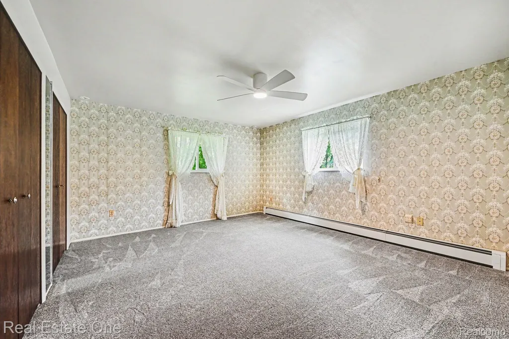 8780 Big Lake Road Springfield Charter Township MI 48346