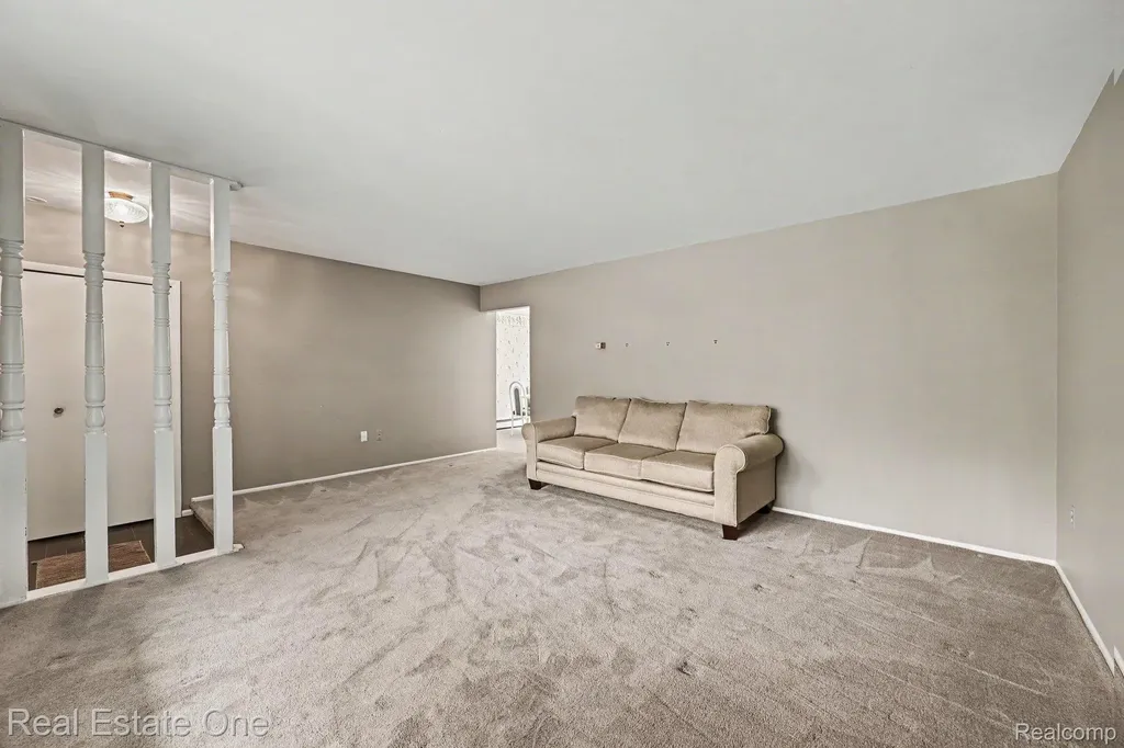 8780 Big Lake Road Springfield Charter Township MI 48346